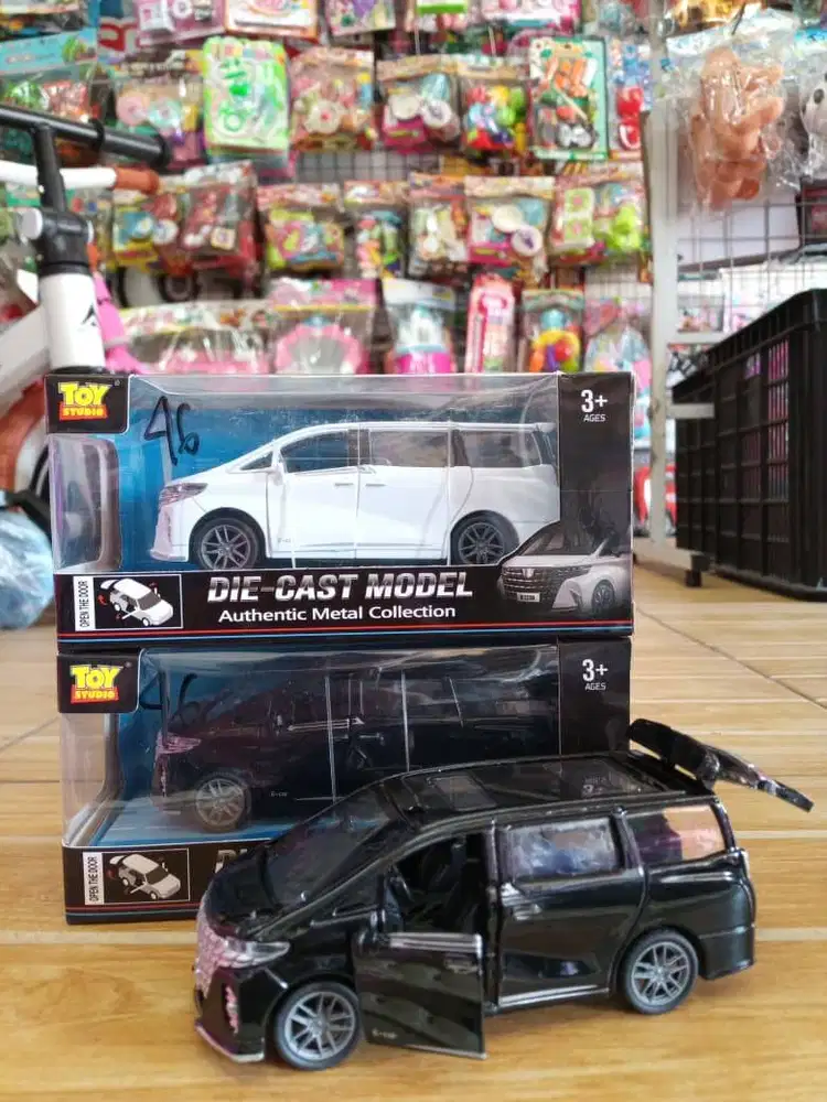 mainan anak diecast mobil alphard