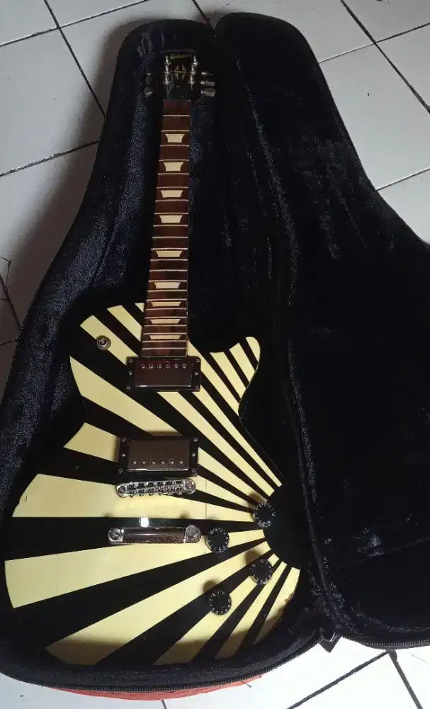 Gitar istrik las paul costum