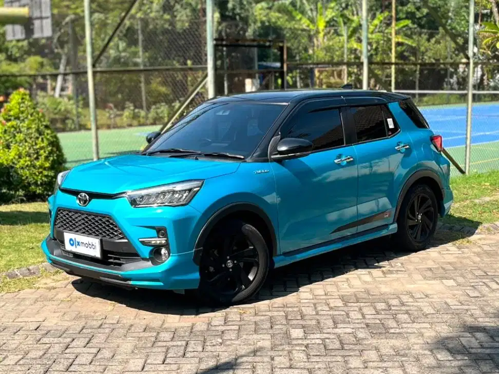 RAIZE 1.0 GR SPORT TSS TWO TONE MATIC 2022