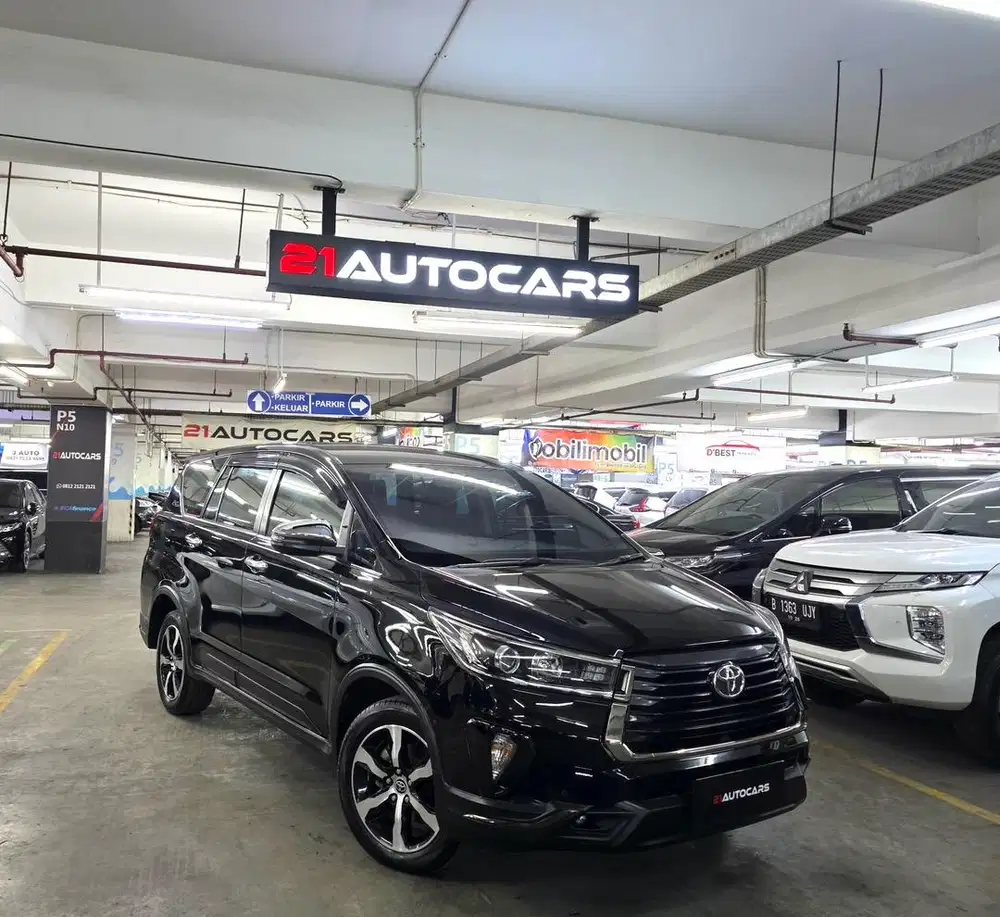 TOYOTA INNOVA VENTURER 2.4 DIESEL AT 2022