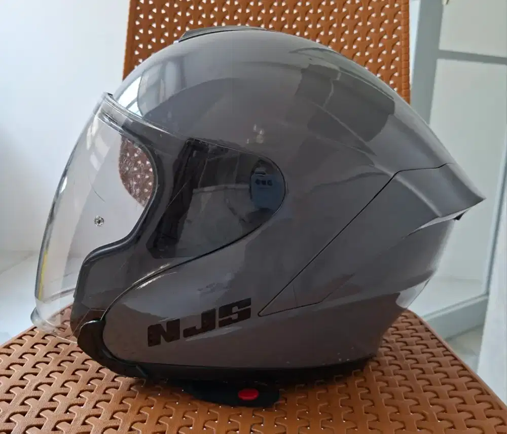 Helm NJS Helm NJS