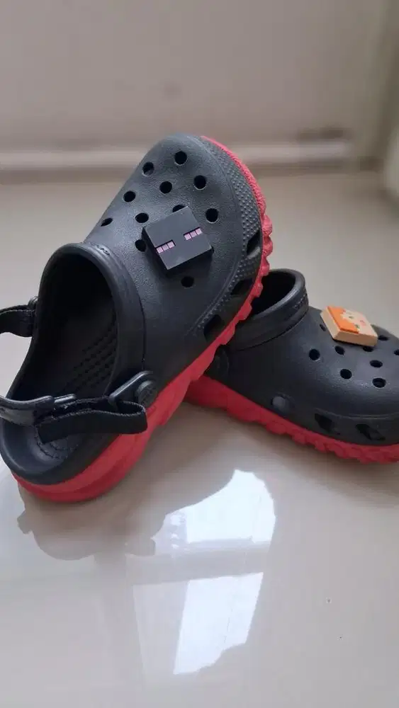 Preloved Crocs Original kids size C 113
