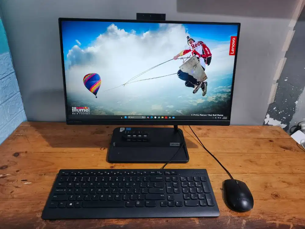 PC Lenovo IdeaCentre AIO 3 22IAP7 i3-1215U 8/256GB FHD 22 inci