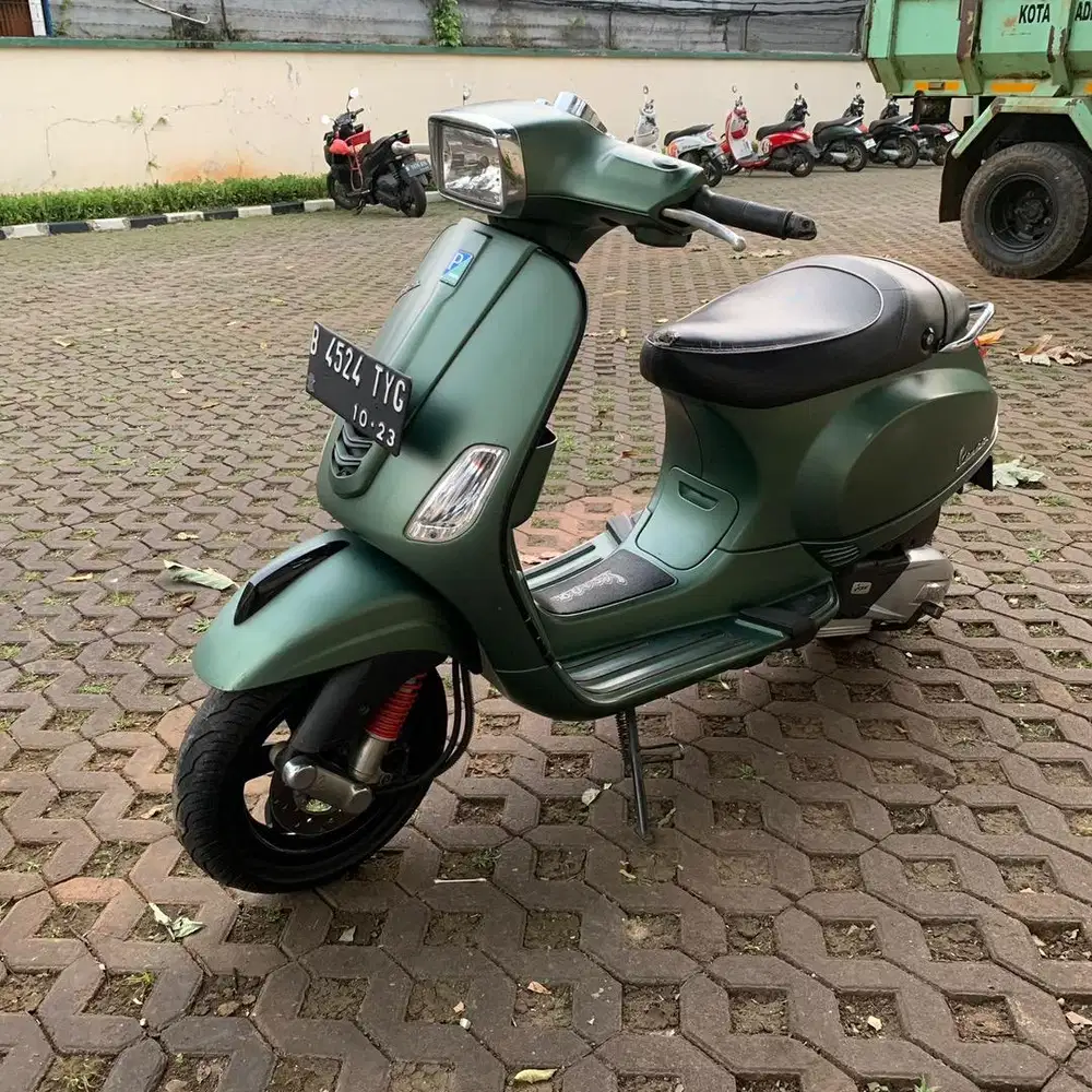 Vespa s iget 125 2018 low km