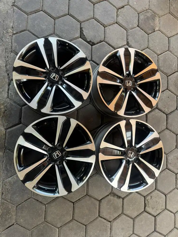 Velg original crv prestige 2019