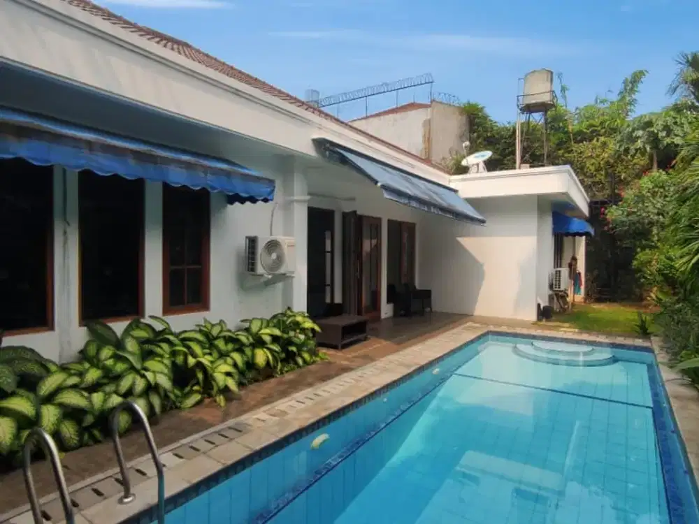 Disewakan Rumah Private Pool 5Br Luas 600M2 Kemang Timur Jakarta Selatan