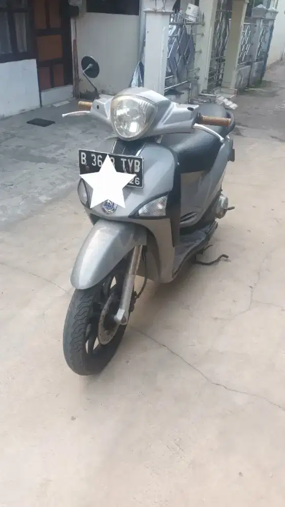 Vespa Metic Piagio liberty 2013