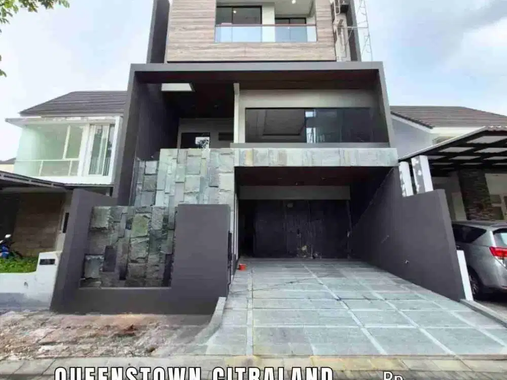 ‼ HOT LISTING
Rumah 3 lantai Baru Gress Di Queenstown Citraland Utama

Near west radial road
selangkah ke Pakuwon Mall / one arcade /Gwalk / pasar modern
+ Selangkah ke tempat ibadah

LT 180 m² -  9 x 20 mtr
LB 420 Bangunan 3 lt
KT 4 + 2 KM 5 + 2
Hadap Ut