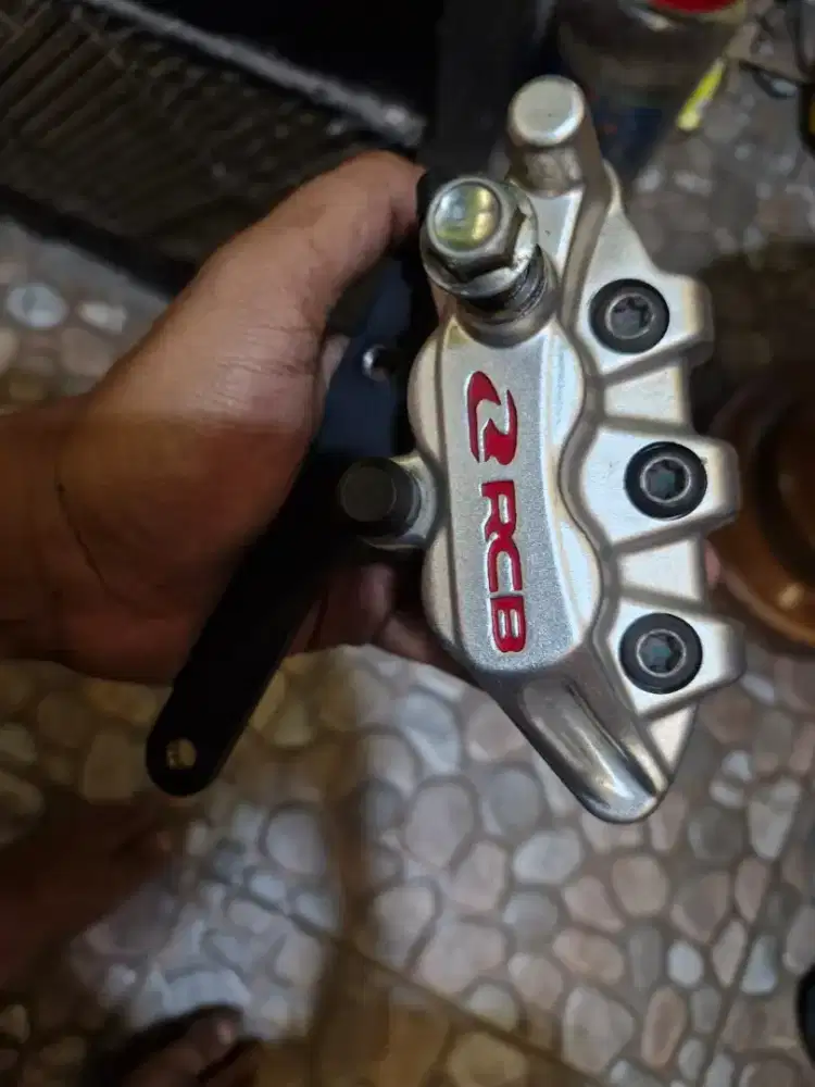Kaliper RCB 2 piston bonus bracket