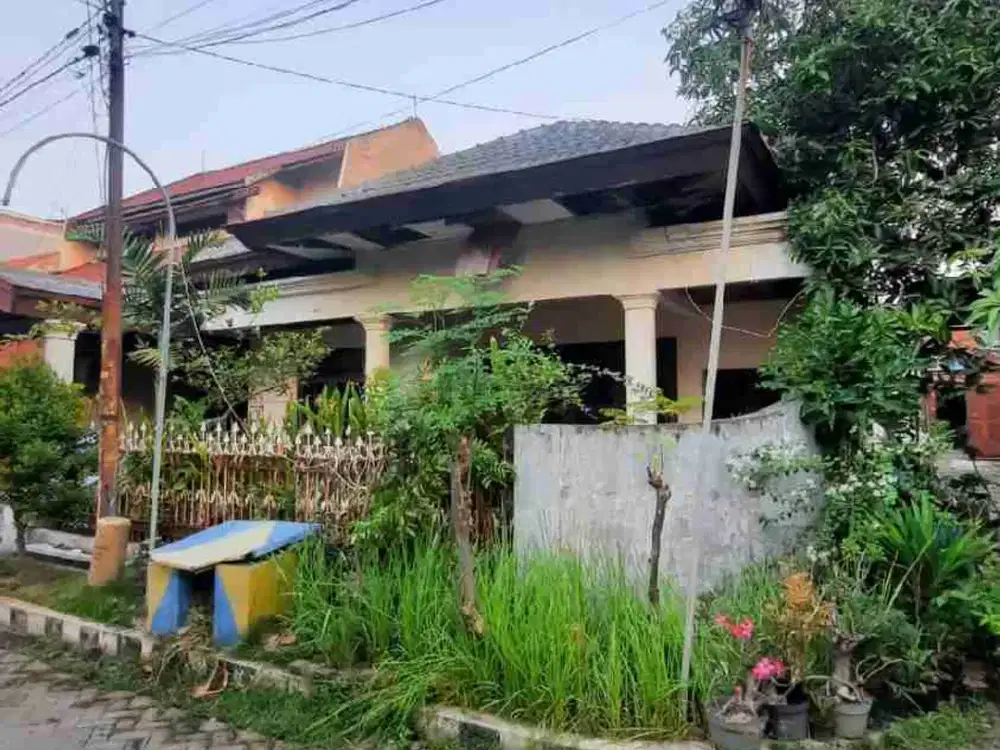 Dijual Rumah Hitung Tanah di Rungkut Luas 240 Harga termurah dan Nego, dekat UPN, tol & merr