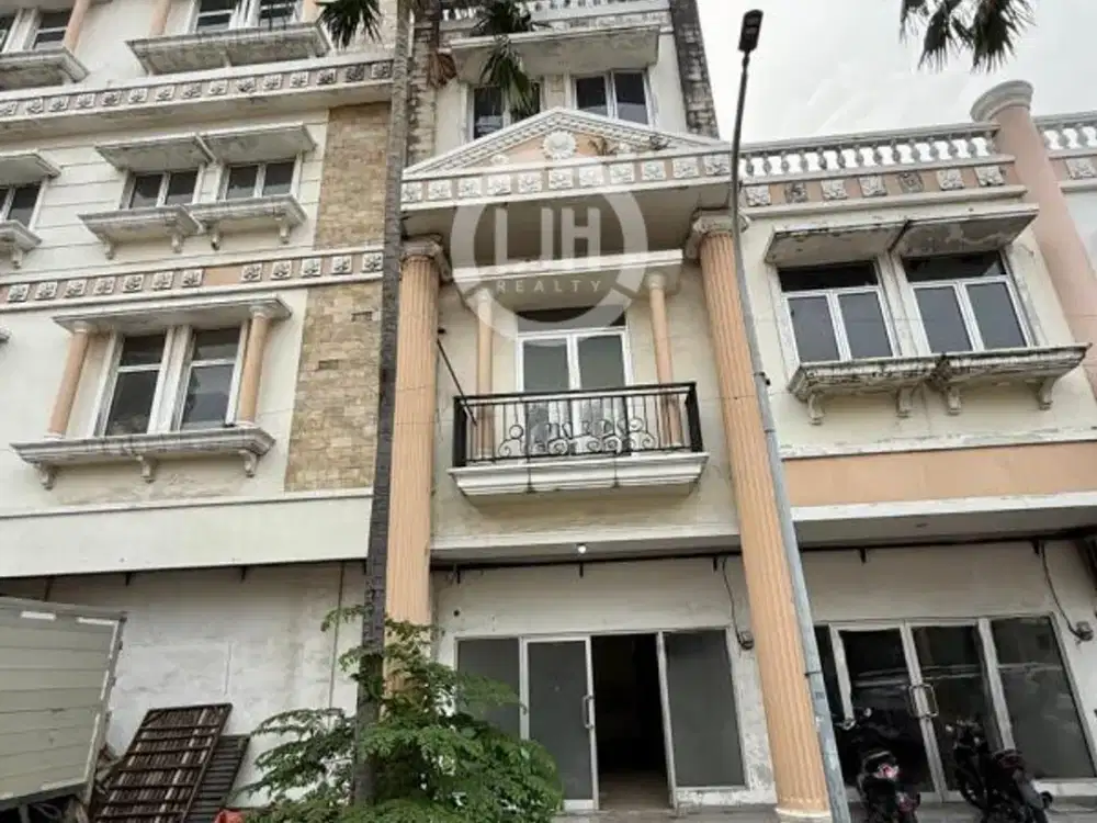 Ruko Dijual di Rotterdam Business Center Tangerang Banten, Lokasi Strategis