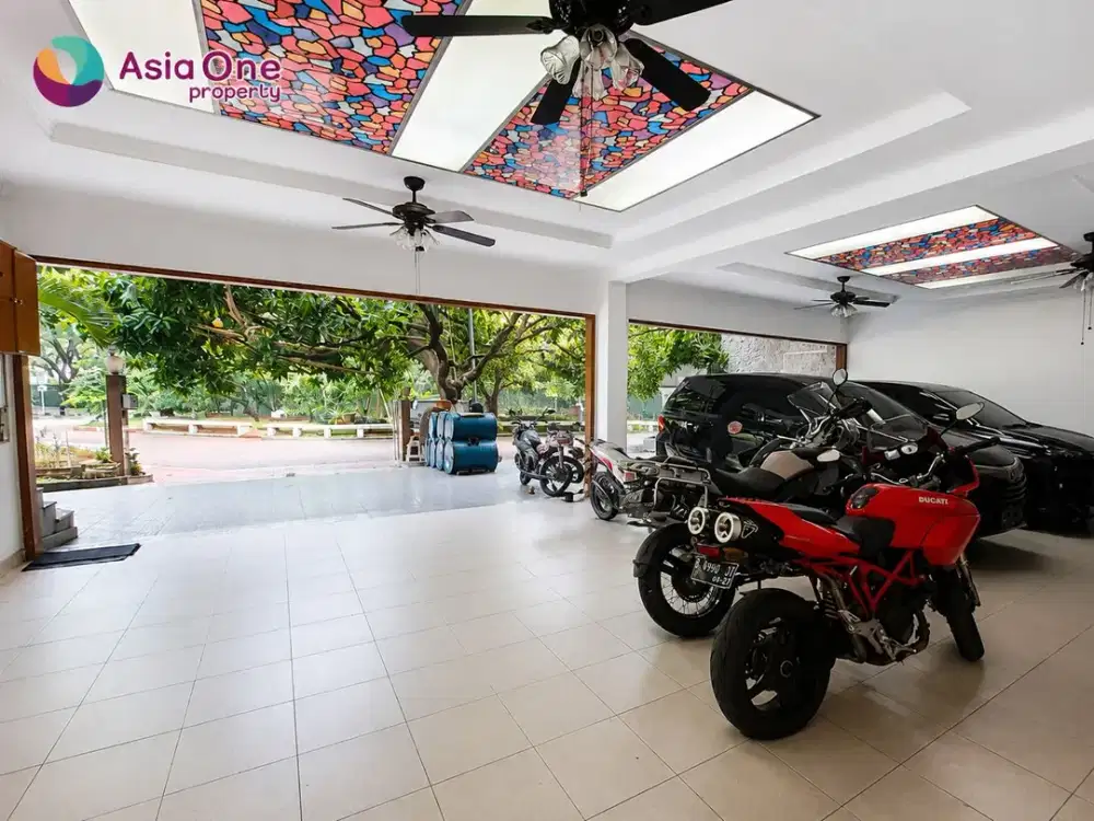 DI JUAL RUMAH SULTAN DI CLUSTER KINTAMANI DI BUKIT GADING VILLA KELAPA GADING DI JAKARTA UTARA