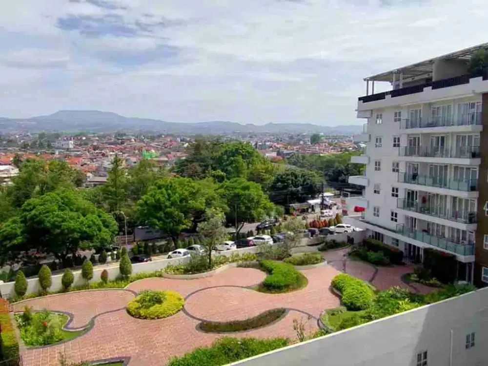 APARTMENT TOWER JADE, 2 KTDR, JUAL CEPAT ASAL SERIUS, VIEW POOL.