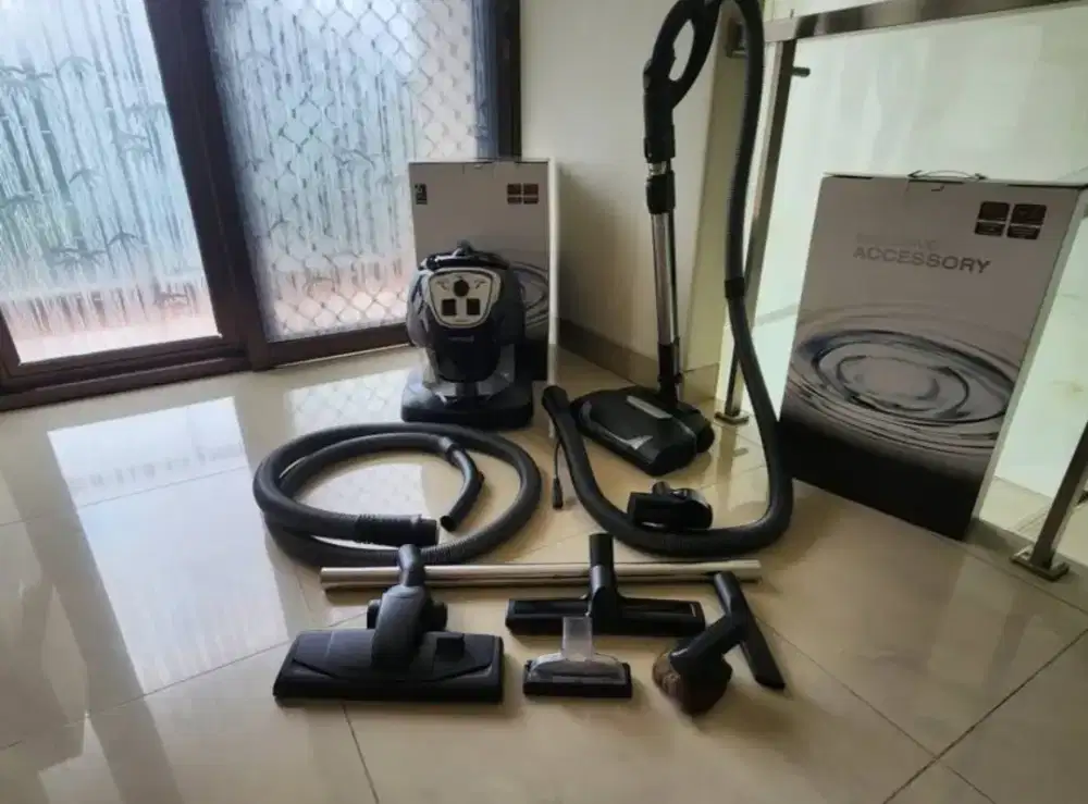 Dijual Vacuum Cleaner fullset merk jerman (Vivenso) hanya 3x pakai