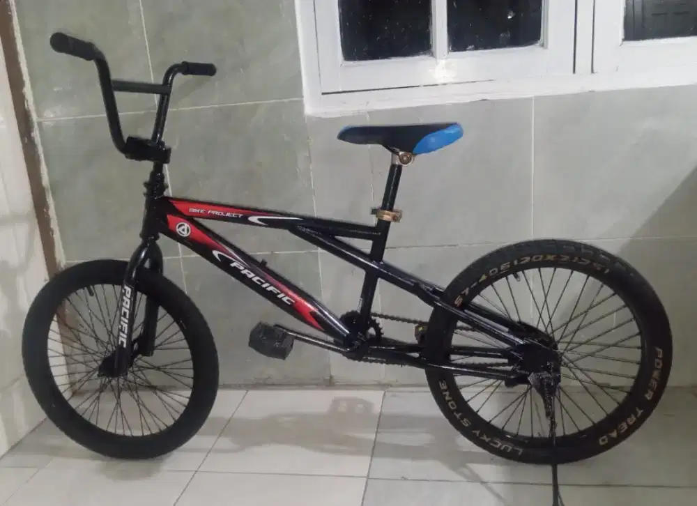 sepeda BMK ukuran 20 rem tarpedo kondisi normal
