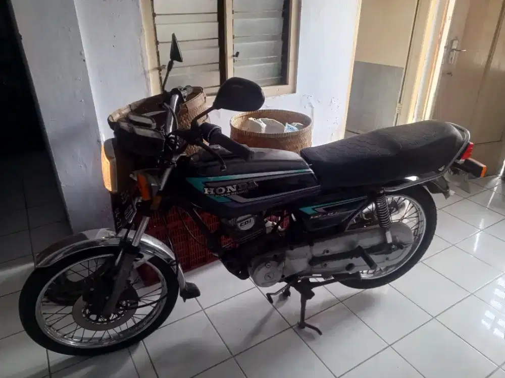 Honda Gl 100 komplit plat pml pajak jalan original
