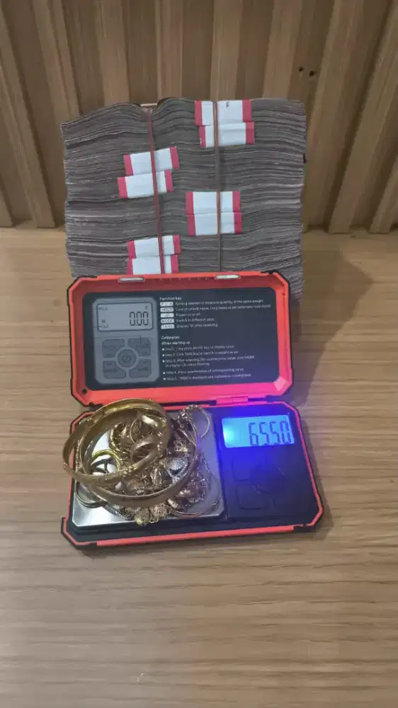 Menerima Emas Rusak