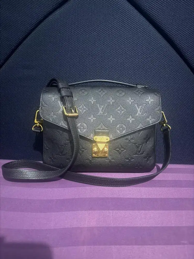 LV Metis Empra Black 2017 Preloved