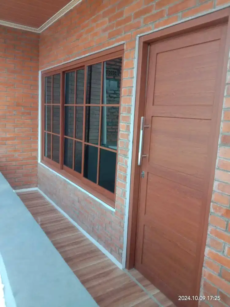 Kusen Aluminium Corak Kayu
