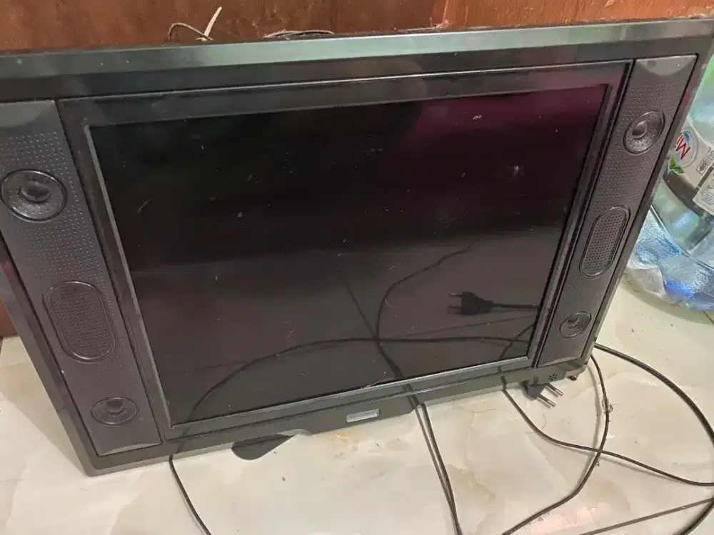 Di jual tv 14 inch