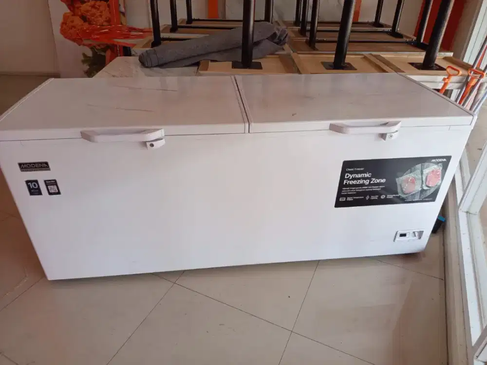 JUAL FREEZER MODENA