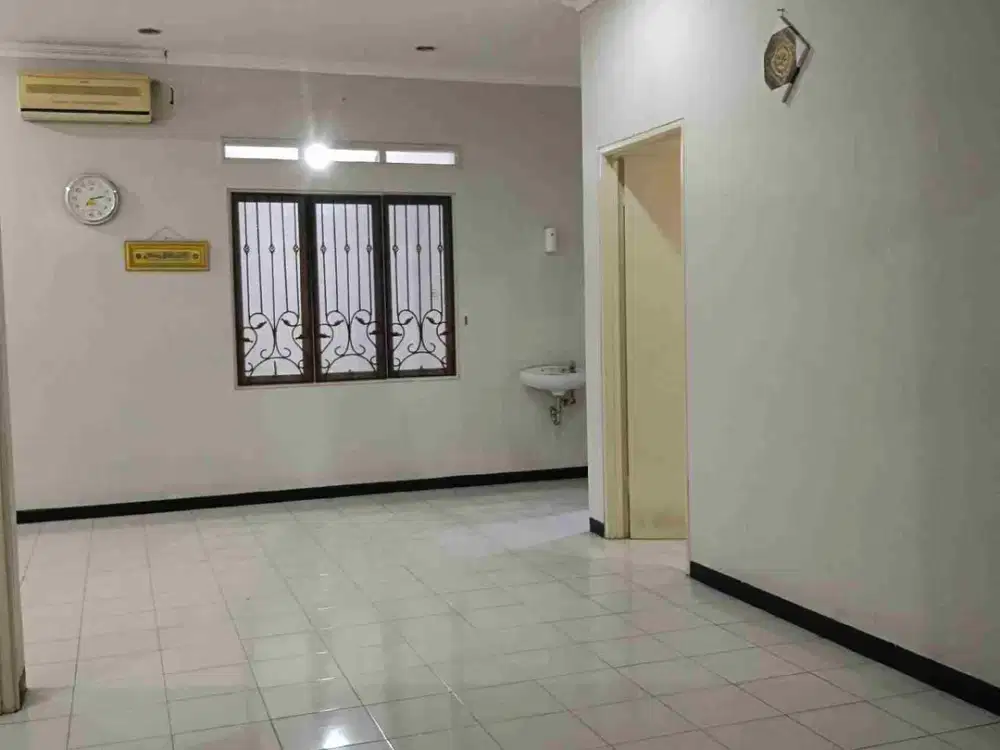 Dijual Rumah 1 Lt Siap Huni di Lakarsantri, one gate system harga nego