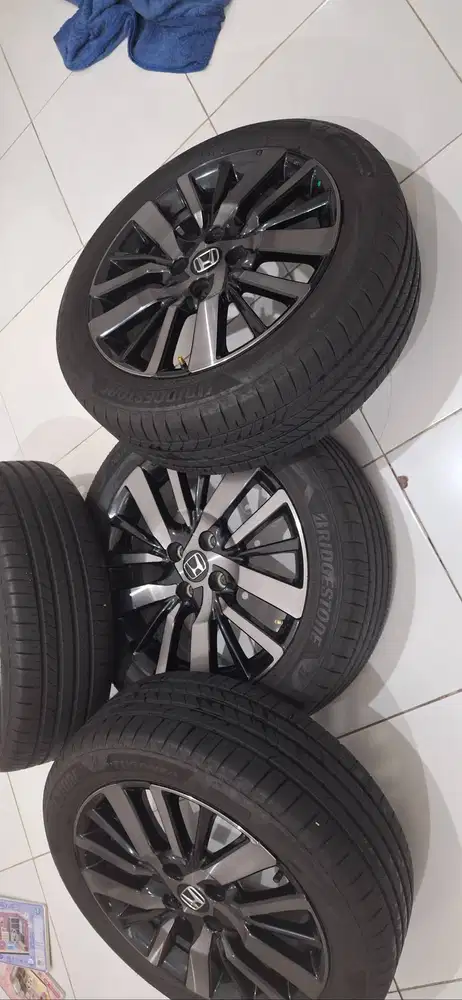 Jual Velg Honda City HB R16 + Ban Turanza 6