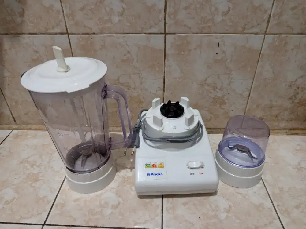 Blender Miyako BL101PL