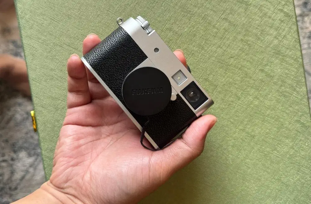 Fujifilm X Half