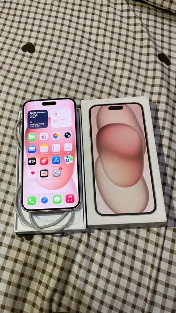 IPHONE 15 PLUS LIKE NEW
