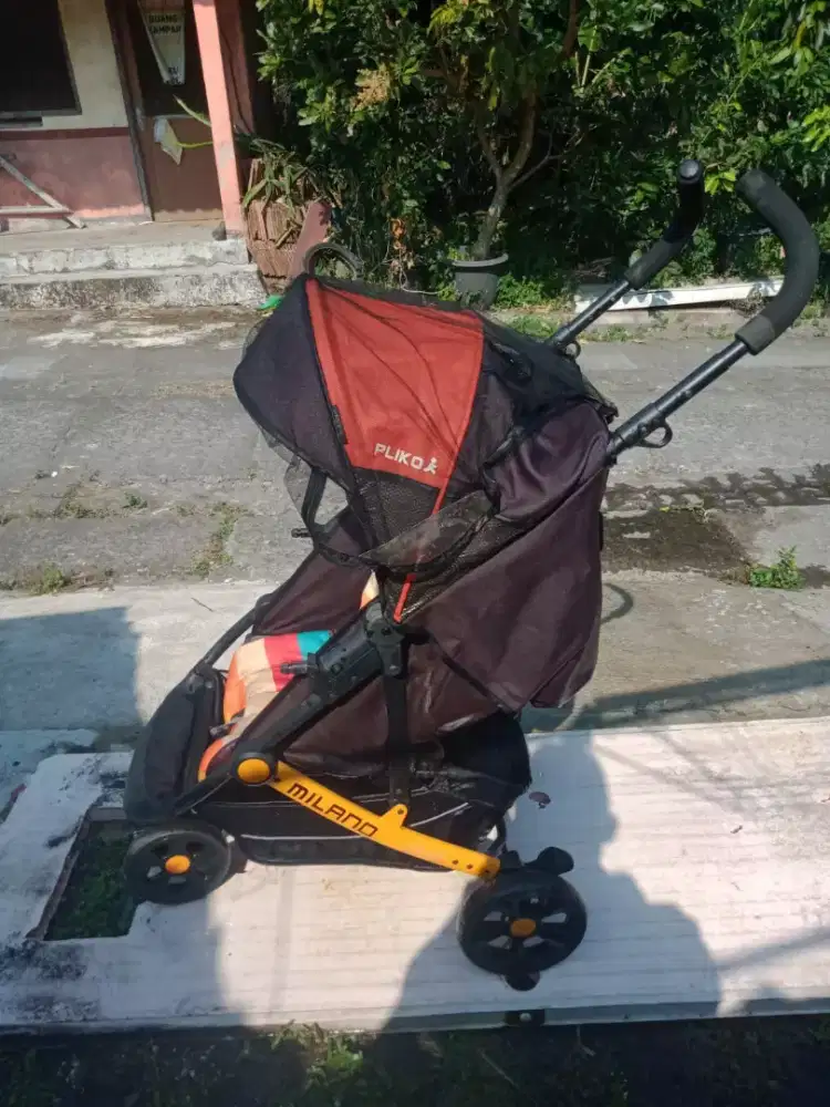 Stroller bayi merk pliko
