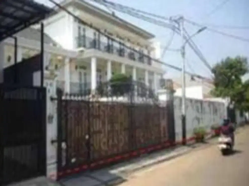 Dijual via lelang rumah mewah 2 lantai di cilandak jakarta selatan