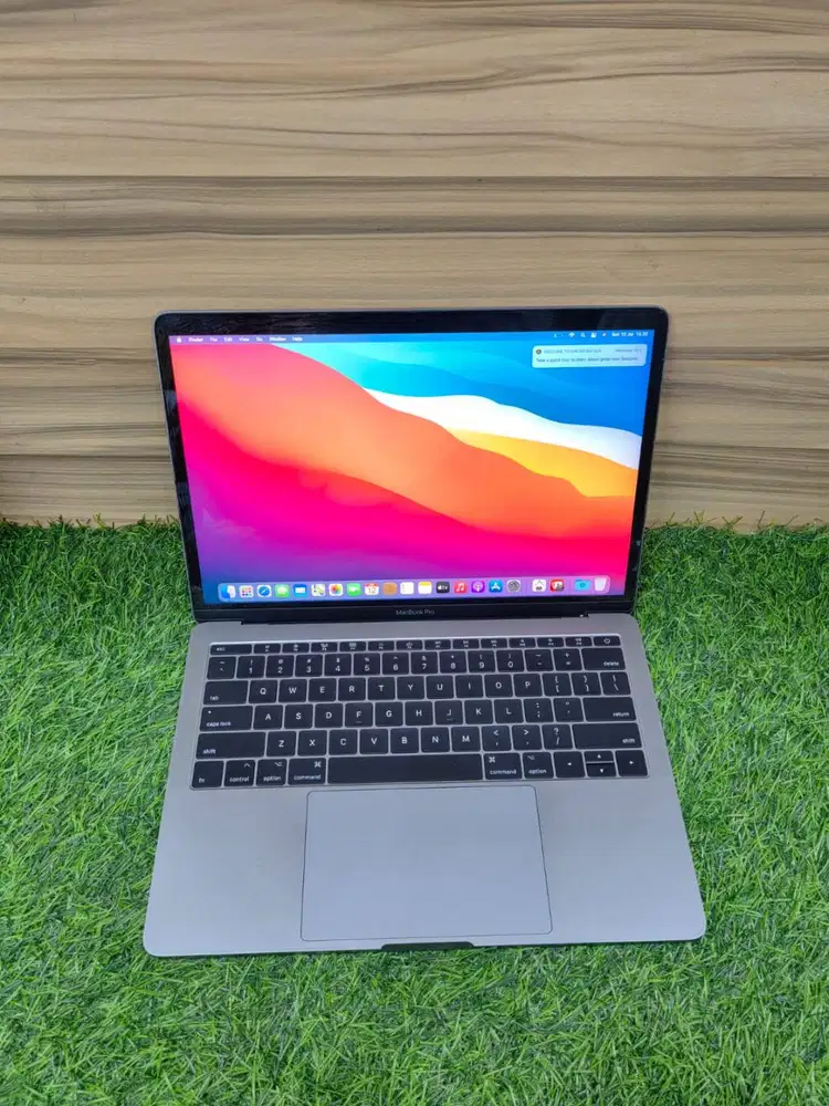 MACBOOK PRO 2017 13 INCH core i5 Ram16/Ssd512GB *RDC