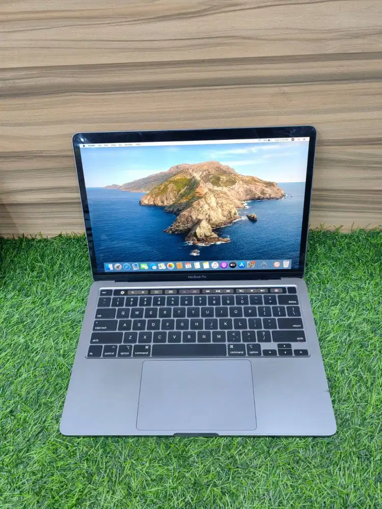MACBOOK PRO INTEL CORE i5 2020 core i5 13 inch Ram 16GB/512GB *RDC