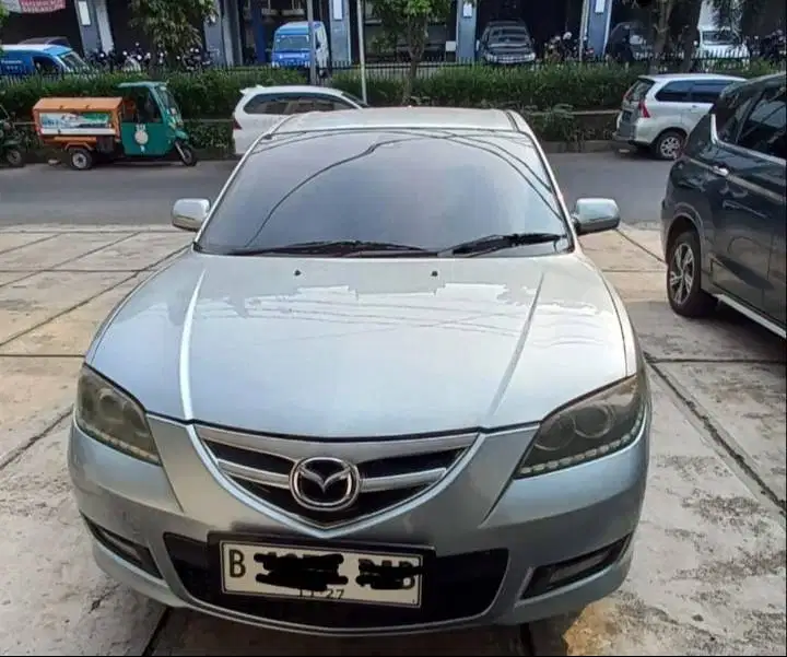 Mazda 3 th 2008 metic 2.0