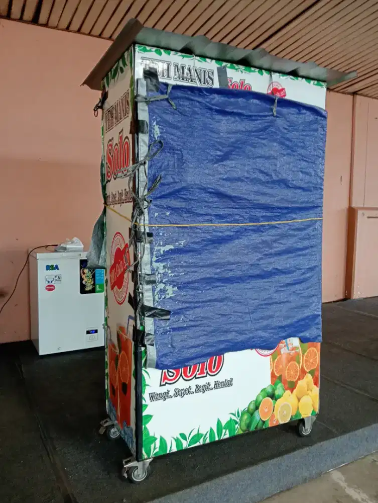 Jual gerobak, frezer ,mesin Sealer 2 , tempat es , teko teh