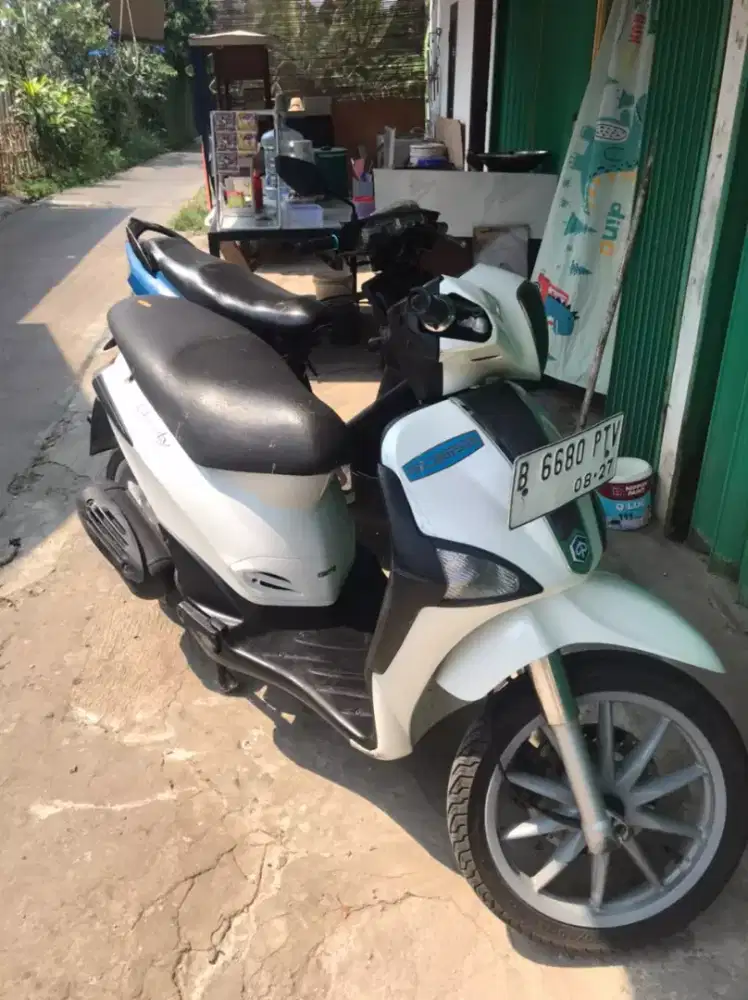 jual piaggio liberty 2012