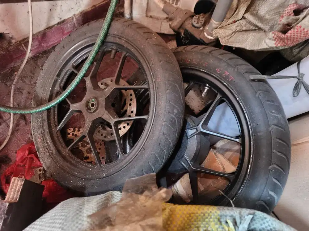 KNALPOT MIO 5TL SAMA VELG VARIO ORI COPOTAN