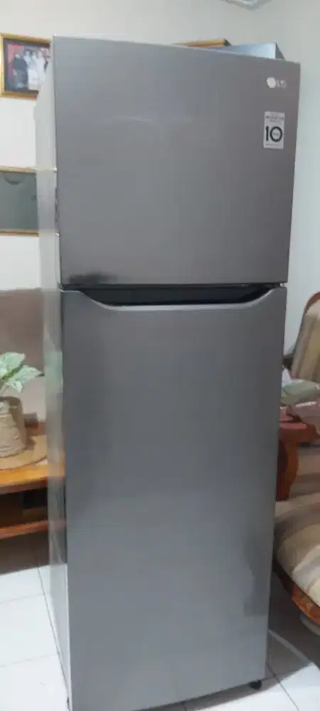 Lemari es LG kondisi mati
