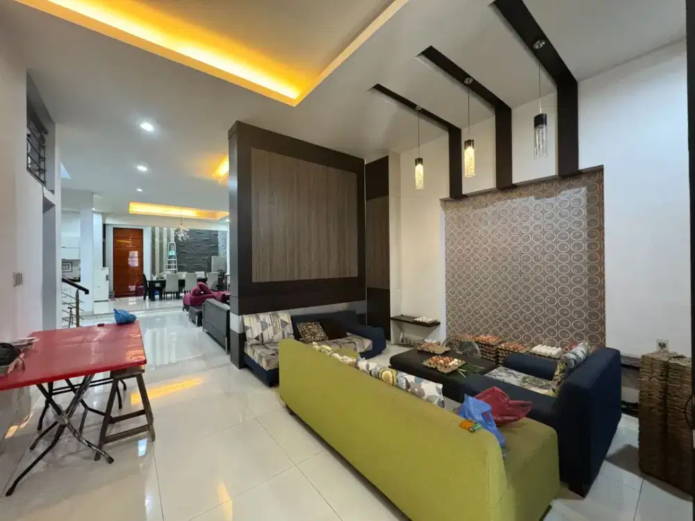 DIJUAL RUMAH DI JALAN BATU BARA MEDAN