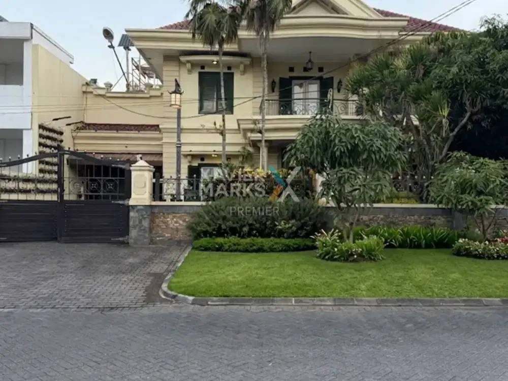 DIJUAL Rumah Mewah 2Lt Ada Taman Siap Huni Keamanan 24 Jam di Akses Utama Perumahan Dekat ke RS Persada dan Plaza Araya di Pondok Blimbing Indah