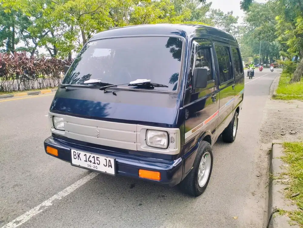Suzuki carry minibus 1.0 thn 1985