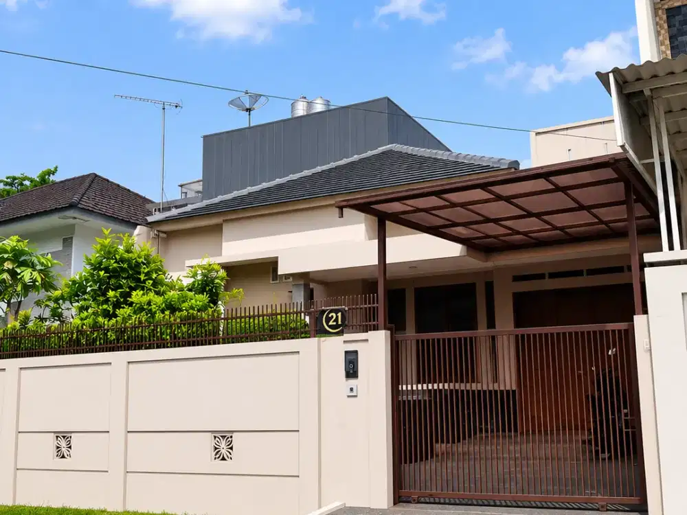 dijual rumah modern minimalis siap huni tinggi dari jalan pulomas jakarta timur
