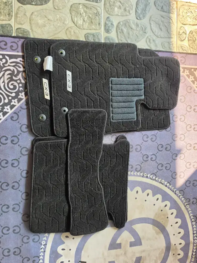 Karpet ORIGINAL MAZDA CX3 2025