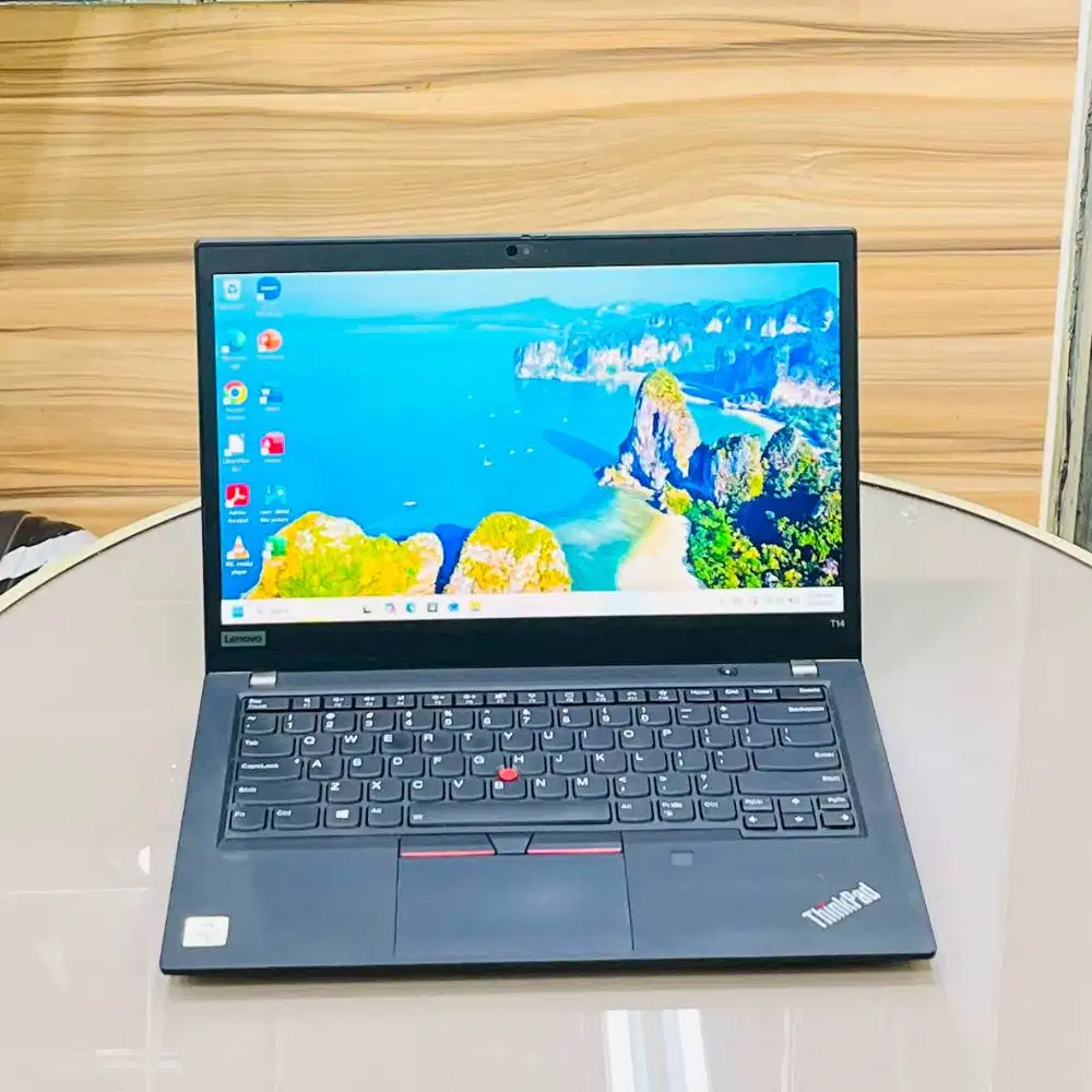LENOVO THINKPAD T14 i7 Gen 10 Ram 16GB/SSD 256GB 14 inch *RDC