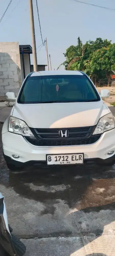 Honda CRV CC 2.0 th 2012 putih
