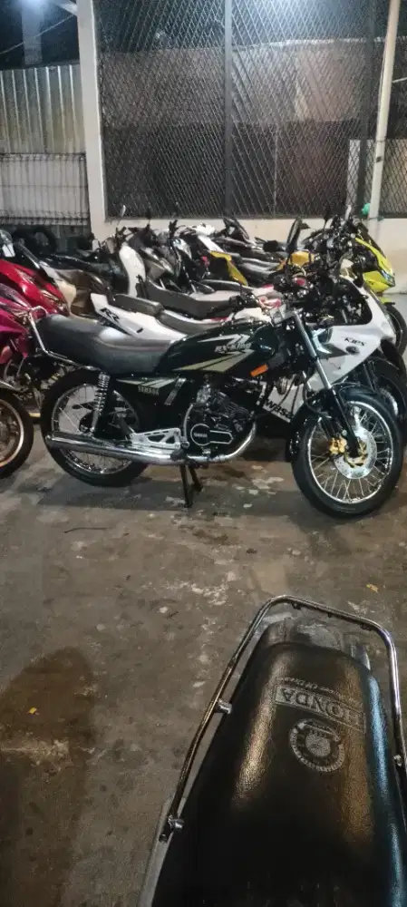 RX-KING 2002 ANTIK seperti baru msh full ori 98% bawaan pabrik