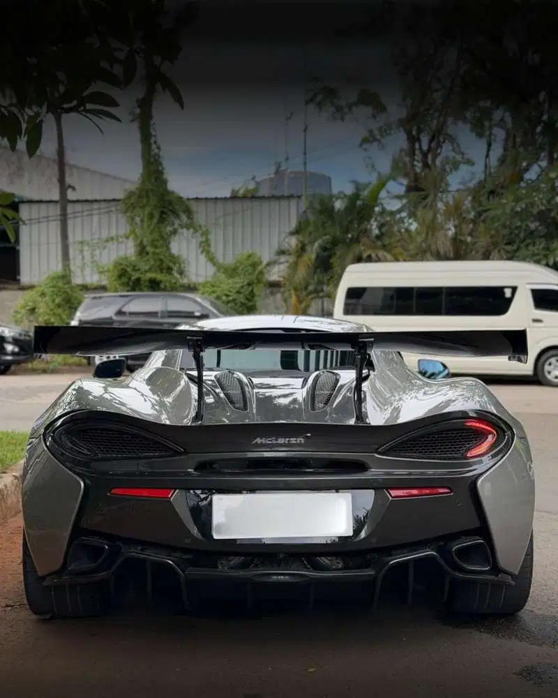 McLaren 570S Coupe 2016