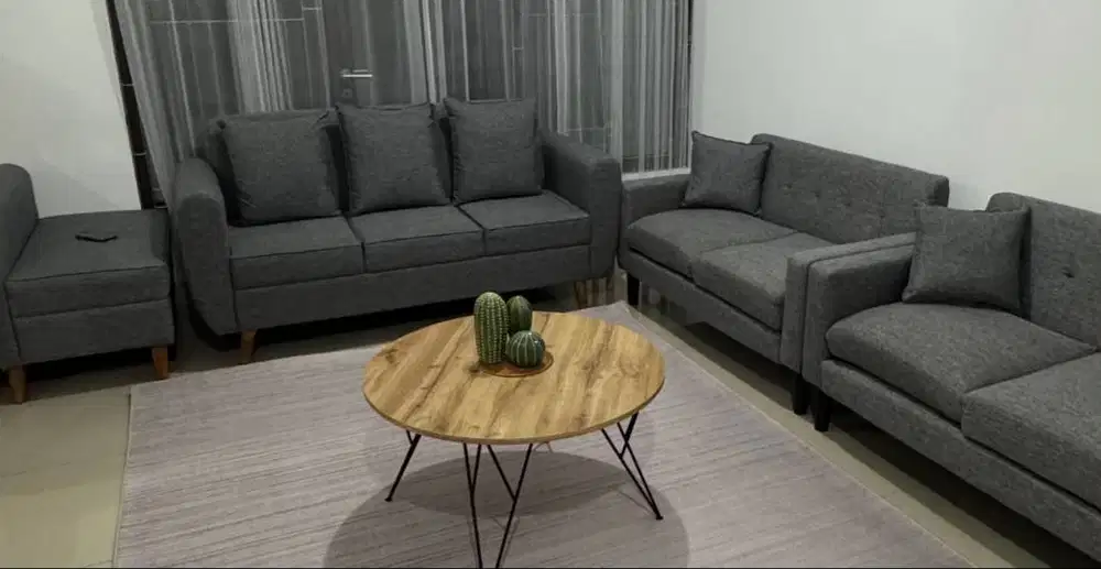 Set Sofa Minimalis 3+2+2+1 Kondisi Sangat Baik
