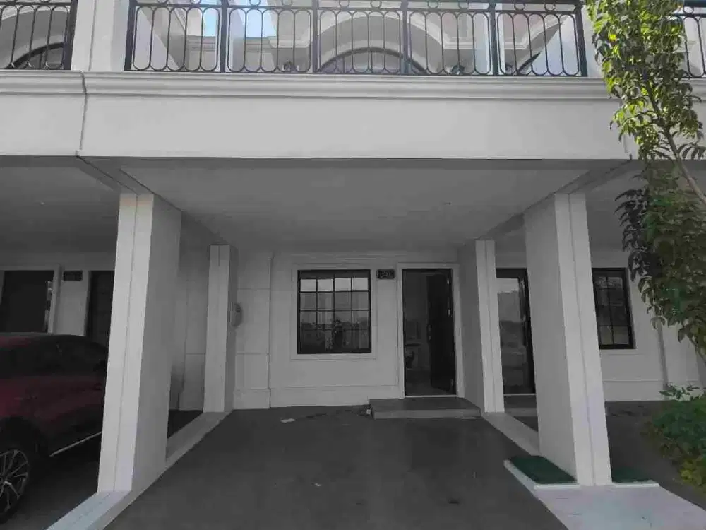 Rumah Baru Mewah Style Modern Klasik 4.5x10 m – Balkon Luas & Siap Huni!